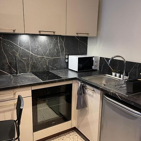 Appartement Au Coeur Du Centre Ville De Carcassonne Ngoại thất bức ảnh