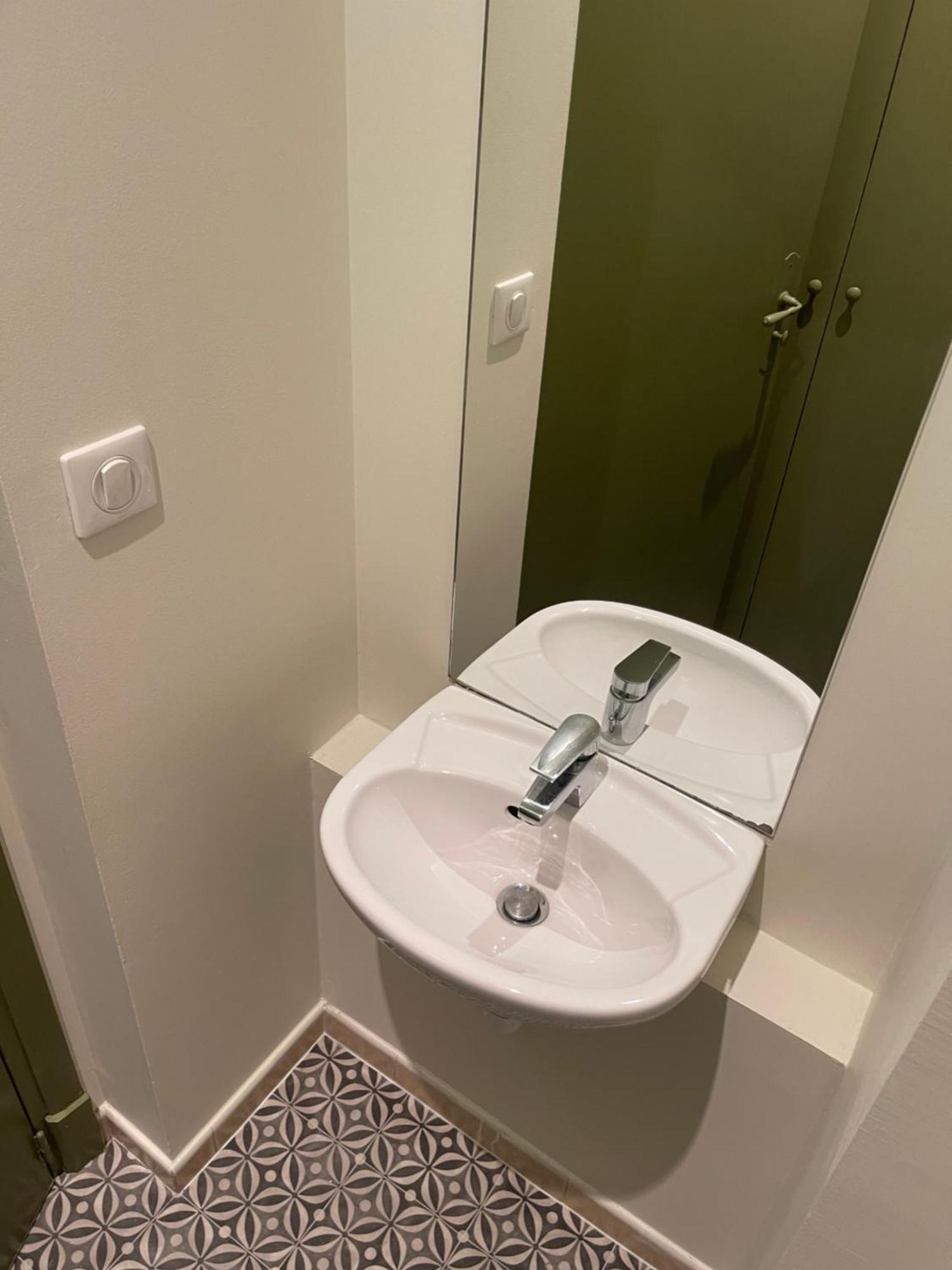 Appartement Au Coeur Du Centre Ville De Carcassonne Ngoại thất bức ảnh